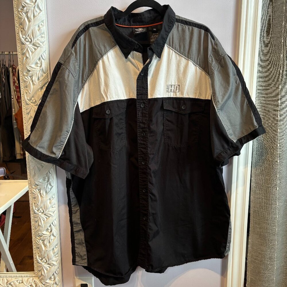 Harley Davidson Men’s Causal Biker Black White Button Up Short Sleeve Size 4XL